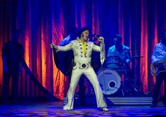 Problemi tecnici alla prima di 'Elvis' al teatro Brancaccio, show fermo per venti minuti 3 Problemi tecnici alla prima di Elvis al teatro Brancaccio show fermo per venti minuti