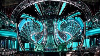 Sanremo 2024, parla l’osteopata dei cantanti: “Così gli accompagno dalle prove al palco”