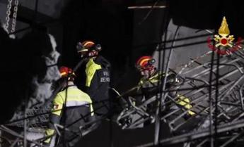 Crollo in cantiere a Firenze, recuperato nella notte corpo quarta vittima