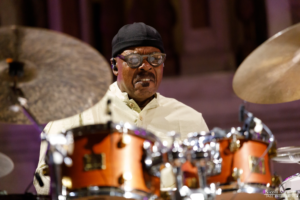Modern Standards Supergroup, una band di star internazionali 4 Harvey Mason