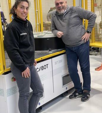 Alla Idea Prototipi un ingegnere donna spagnola a capo della produzione dei cobot, Elias: “Il cobot annulla il gender gap”