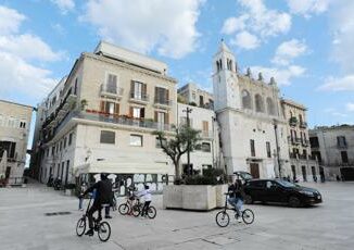 Bari, ipotesi scioglimento Comune per intrecci mafia-politica. Il sindaco Decaro: "Atto di guerra" 5 Bari ipotesi scioglimento Comune per intrecci mafia politica. Il sindaco Decaro Atto di guerra