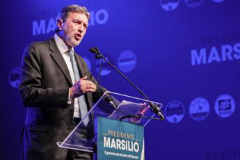 Regionali Abruzzo ira Marsilio Sul Nove clamorosa violazione del silenzio elettorale