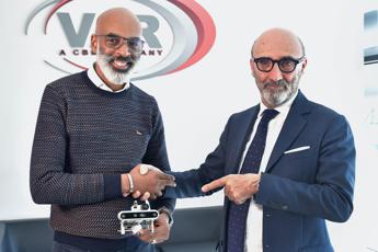 SafeIndustries: Il Ministro dei Trasporti di Malta convoca la Startup innovativa italiana nell’ambito di Vision Zero 1 SafeIndustries Il Ministro dei Trasporti di Malta convoca la Startup innovativa italiana nellambito di Vision Zero