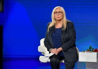 Domenica In, gli ospiti della puntata di oggi 14 aprile 4 Domenica In gli ospiti della puntata di oggi 14 aprile