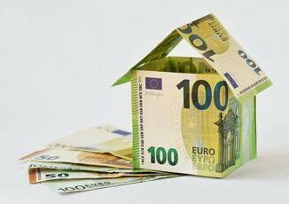 Mutui, in calo rate con tasso variabile: giugno 2025 fino a 100 euro in meno 3 Mutui in calo rate con tasso variabile giugno 2025 fino a 100 euro in meno