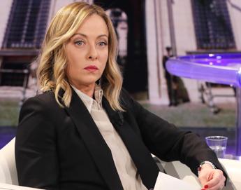 Natalità, Meloni: “Decrescita non è mai felice, se applicata a demografia futuro a rischio”