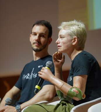 Bebe Vio ed Emanuele Lambertini a ingegneri clinici: “Siate al nostro fianco”
