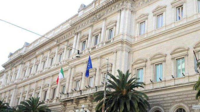 Debito pubblico cresce ancora, ad aprile è salito a 3.063,5 miliardi