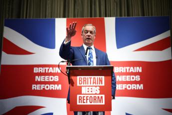 Elezioni Gb, Nigel Farage: ora Mr Brexit vuole una ‘rivolta politica’ nel Paese