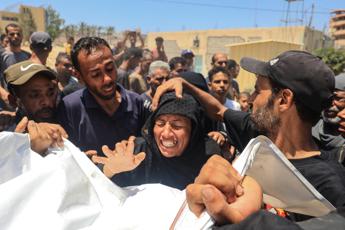 Israele, Hamas si ritira dai negoziati per gli “orribili massacri” di Netanyahu