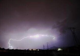 Maltempo piogge e temporali allerta arancione in Lombardia Emilia Romagna e Toscana