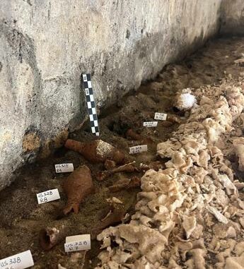 Tomba del Cerbero, scoperto cadavere con sudario