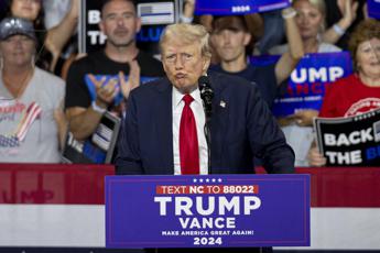 Trump: “Harris peggio di Biden: Kamala, you’re fired”