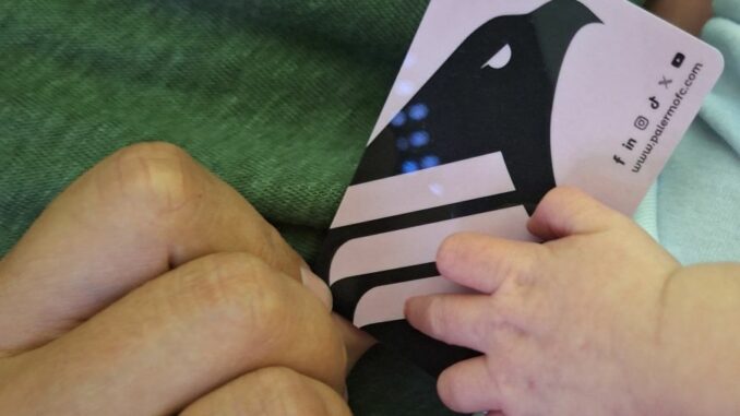 Del Palermo l’abbonato più giovane, tessera 4 ore dopo la nascita 1 20240821 1170 4QnmFx