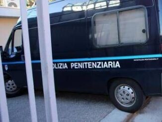 Aggressione a Casal del Marmo agente colpito con manico di scopa sotto locchio due detenuti saranno trasferiti
