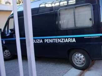 Piacenza disordini in carcere agenti in rinforzo da altre citta