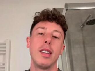 Shade aggredito e rapinato sotto casa Mani al collo