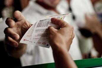 Superenalotto, numeri combinazione vincente oggi 18 marzo