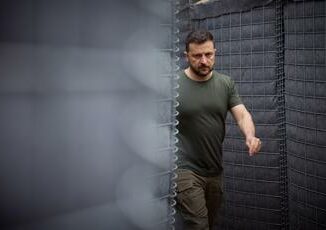 Ucraina attacca Russia, Zelensky sfida Putin: "Mosca ora ha guerra in casa" 2 Ucraina attacca Russia Zelensky sfida Putin Mosca ora ha guerra in casa