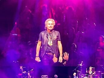 Ligabue annuncia il ritorno a Campovolo: “Ci vediamo il 21 giugno 2025”