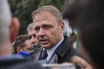 Terzo mandato, confronto in Cdm. Lollobrigida a Calderoli: "No a regole diverse tra regioni" 1 Terzo mandato confronto in Cdm. Lollobrigida a Calderoli No a regole diverse tra regioni