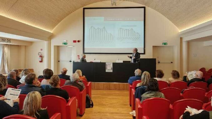 Nello studio sui giovani galluresi, aumento dell'uso di alcool e tabacco e incomunicabilità col mondo degli adulti 1 Convegno Olbia