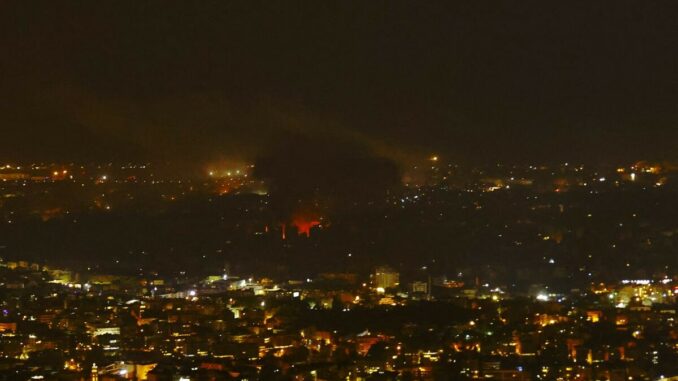 Notte di raid israeliani a Beirut, nel mirino i vertici di Hezbollah