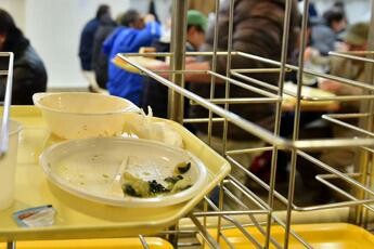 Alimentazione, in 2023 più povertà, quasi 5 mln senza pasto completo ogni 2 giorni