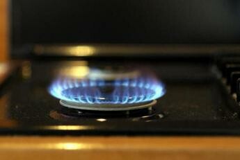 Allarme fornelli a gas, ‘accorciano la vita di oltre 12mila italiani l’anno’