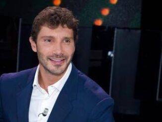 Ascolti tv De Martino leader prima serata con Stasera tutto e possibile