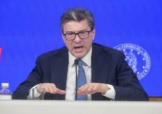 Manovra Giorgetti Confermato cuneo fiscale sacrificio da banche e assicurazioni