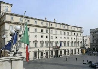 Report puntata in anteprima a P.Chigi Arriva la smentita Non lo vediamo in onda figurarsi in anticipo