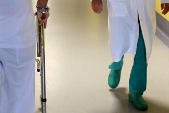 Sanità, Langins (Oms Europa): “Assistente infermiere utile per evoluzione professione”