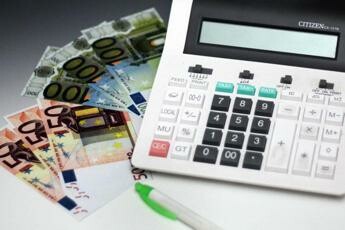 Tasse, Italia terza in Ocse: pressione fiscale al 42,8%