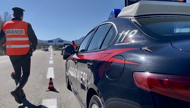 carabinier Nuoro Arresto di due giovani a Escalaplano (SU). carabinier Nuoro Arresto di due giovani a Escalaplano (SU).