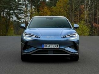 BYD Sealion 7 spazio da SUV linea da Coupe