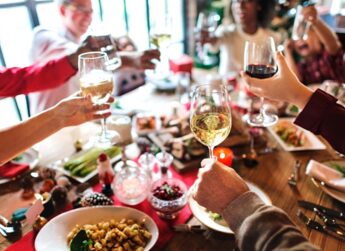 Capodanno, nutrizionista: “9mila calorie in più e 3 kg presi entro fine feste”