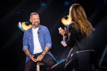 Fabio Volo a Belve: “La sessualità? Ho sperimentato quella più spinta, un po’ di gente insieme”