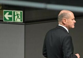Germania Scholz perde la fiducia in Parlamento voto anticipato a febbraio