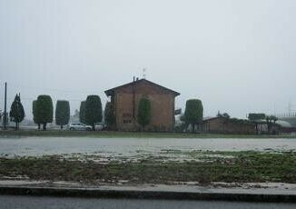 Maltempo frane e allagamenti tra Forli e Cesena decine di evacuati