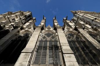 Notre Dame riapre. I leader del mondo a Parigi, a sorpresa anche Musk
