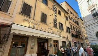 Roma i 110 anni di Alfredo alla Scrofa le sue fettuccine famose in tutto il mondo
