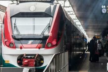 Sciopero treni oggi 9 dicembre 2024, orario e quali sono quelli garantiti