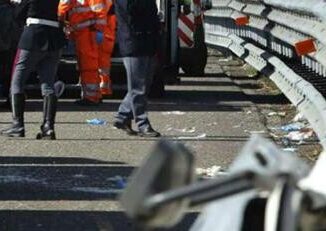 Scontro sulla A26 due morti e due feriti nel novarese