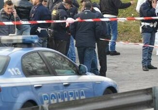 Siracusa uccide il marito con un cacciavite arrestata donna di 30 anni