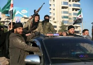 Siria cosa accade e perche 13 anni di guerra civile e il riarmo dei ribelli
