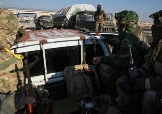 Siria fazioni armate entrate a Hama. Truppe di Assad si ritirano da citta