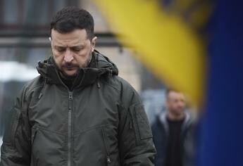 Ucraina, l’allarme di Zelensky: “Nordcorea addestra 10mila soldati per aiutare la Russia”