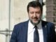 Un viaggio sotto lalbero per Natale e il regalo della Lega a Salvini